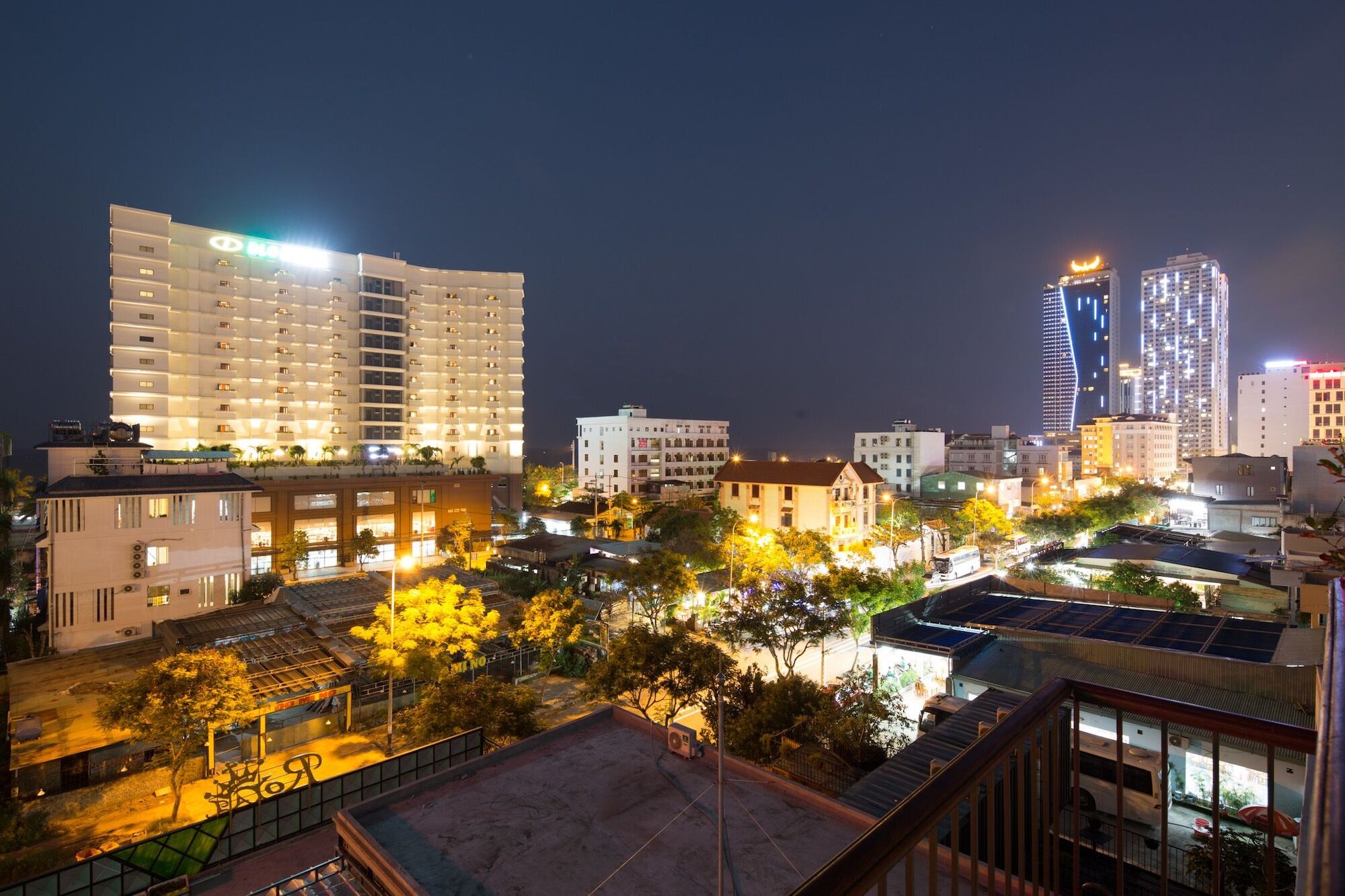Casa Rosa Apartment Da Nang Exterior photo